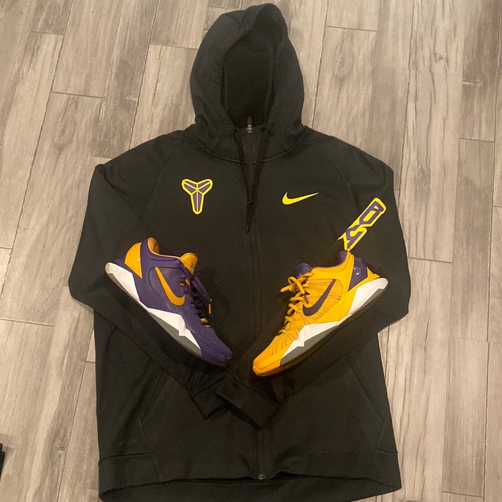 Nike dri fit hoodie black